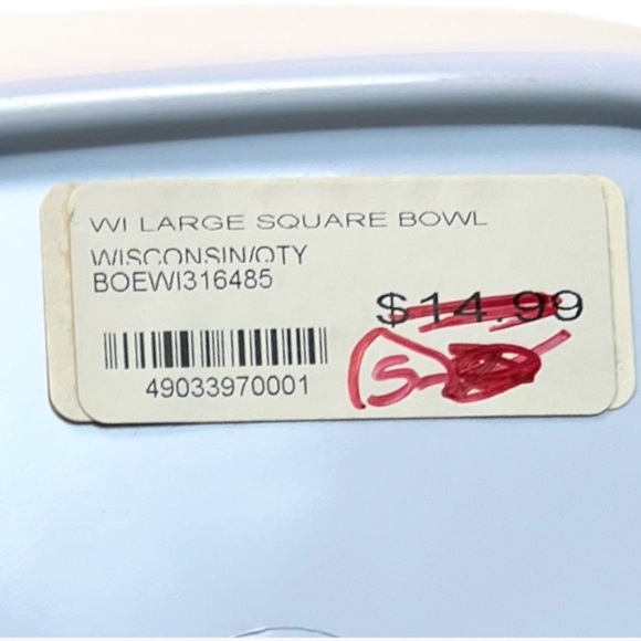 NWT Boelter Brands Wisconsin Badgers Melamine Square Bowl, 4.5-quart - Picture 5 of 8